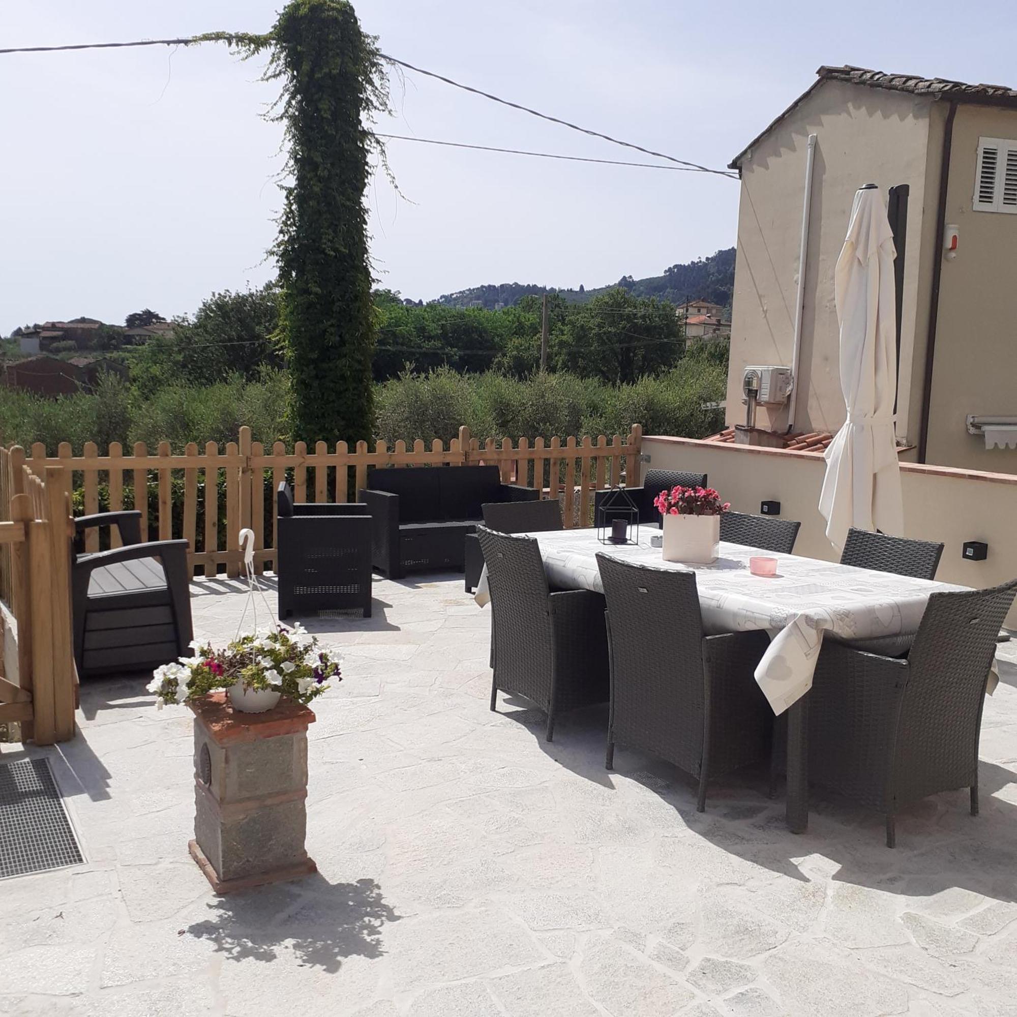 Casavacanze Baggioro Colle di Compito 外观 照片
